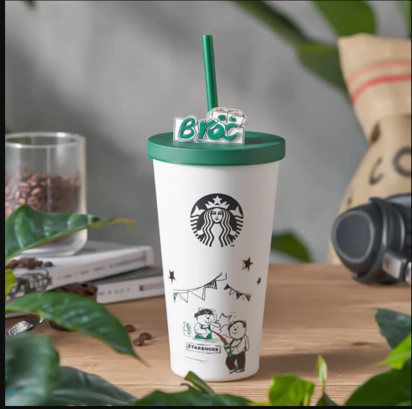 Starbucks Sipper (White)