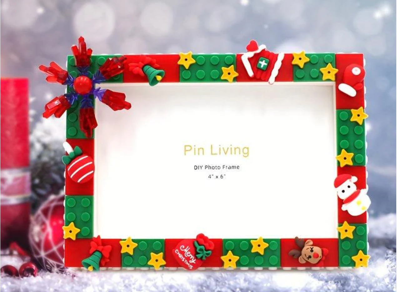 CHRISTMAS LEGO FRAME